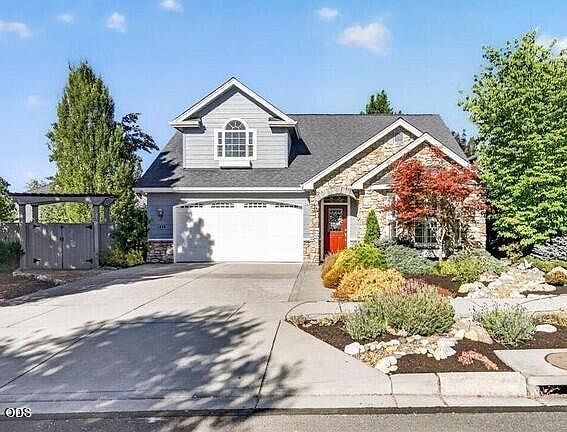 1st image of 1240 Stonegate Dr