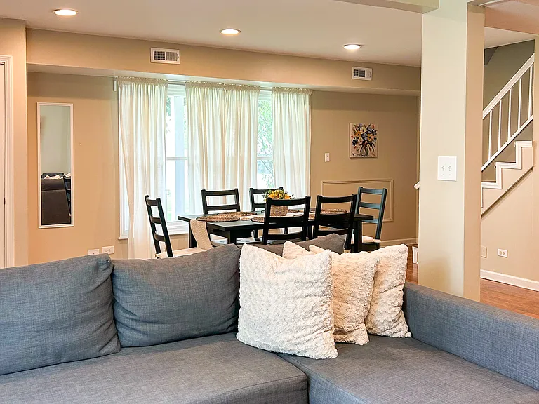 1366 N Glen Cir #D — Photo 5