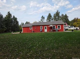 11167 E Potter Rd, Davison, MI 48423