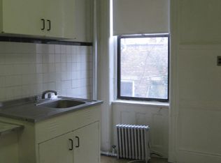 101 Montrose Ave APT 2R, Brooklyn, NY 11206