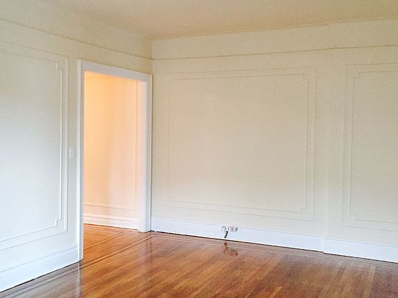 4th image of 8417 125th St