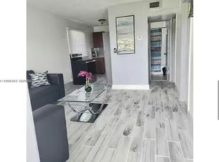 715 NW 7th Ave APT 4, Hallandale Beach, FL 33009