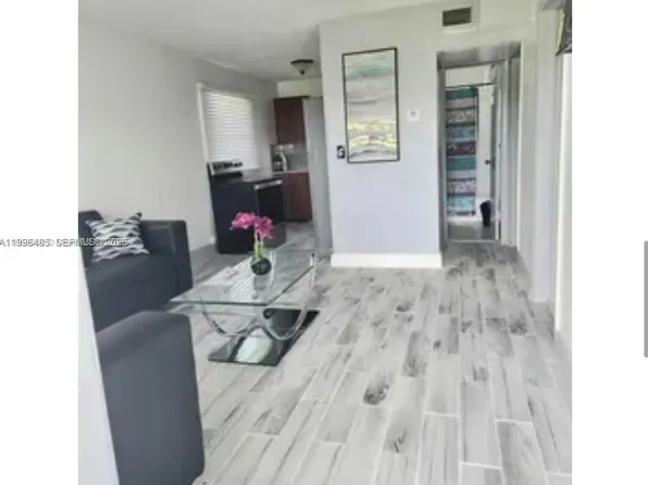 715 NW 7th Ave APT 3, Hallandale Beach, FL 33009