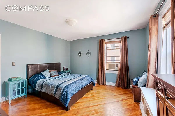 Sold by Compass | media 2