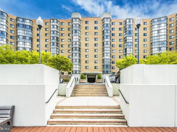 3330 N Leisure World Blvd #5-721, Silver Spring, MD 20906