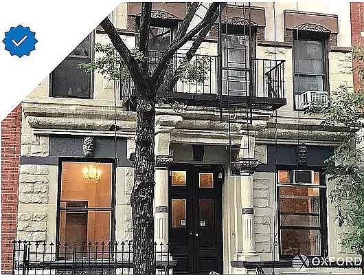 Rented by Oxford Property Group | media 27