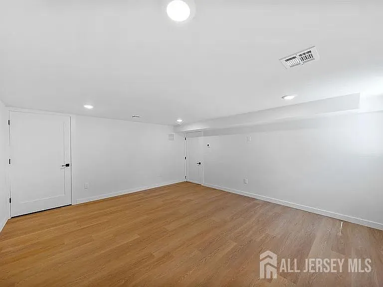 3 Meadow Rd #1 — Photo 9