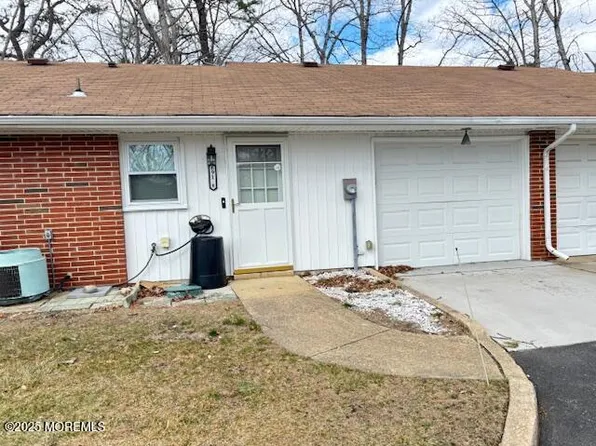 691 Plymouth Drive #B, Lakewood, NJ 08701