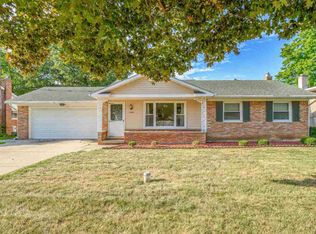 1352 Williamsburg Rd, Flint, MI 48507