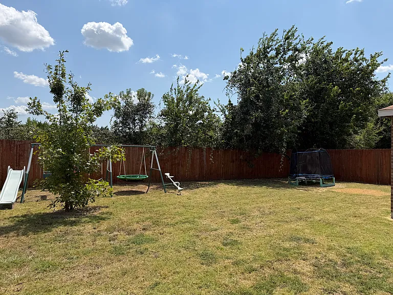 851 Liberty Park Dr — Photo 8