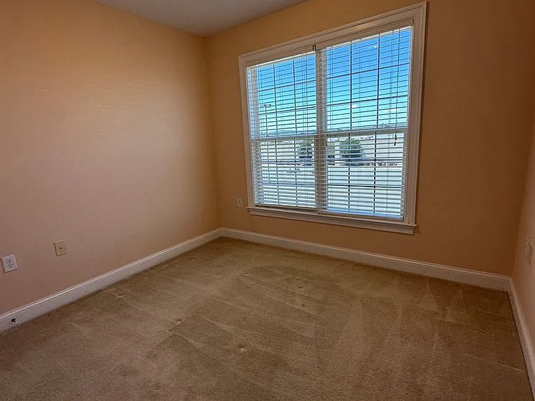 1501 Glenwood Station Ln #304 — Photo 14