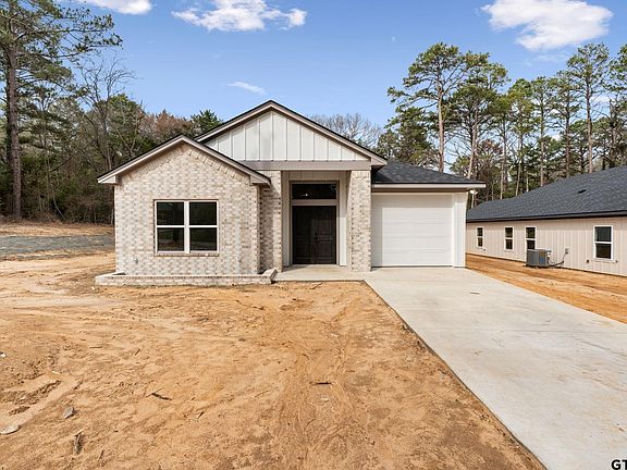 3rd image of 335 Perdanales Dr