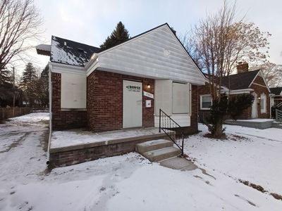 17851 Strasburg St, Detroit, MI, 48205