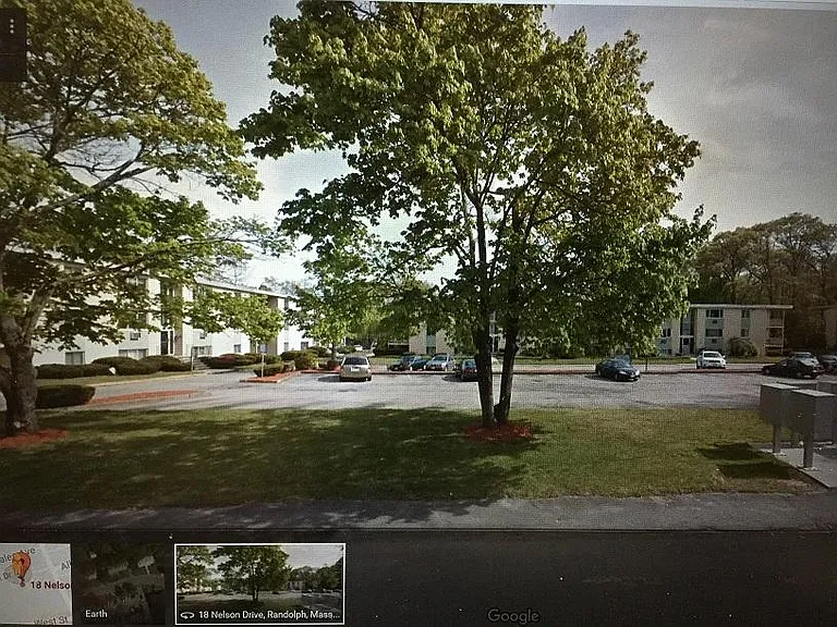 18 Nelson Dr #1E — Photo 2
