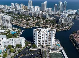 300 Three Islands Blvd APT 709, Hallandale, FL 33009