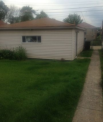 4th image of 8806 S Oglesby Ave