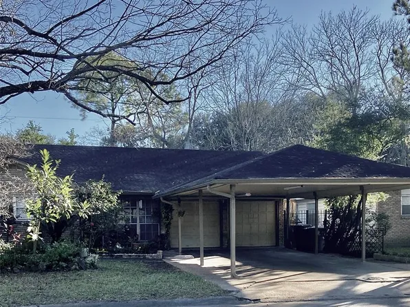 523 Surratt Drive, Houston, TX 77091