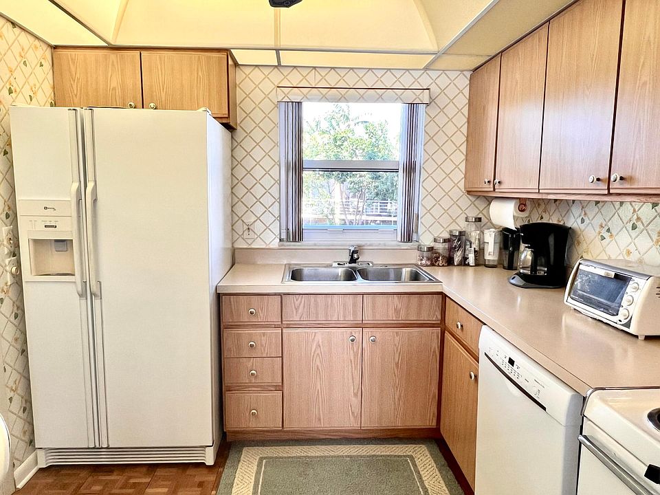 1st image of 231 E Lantana Road #202