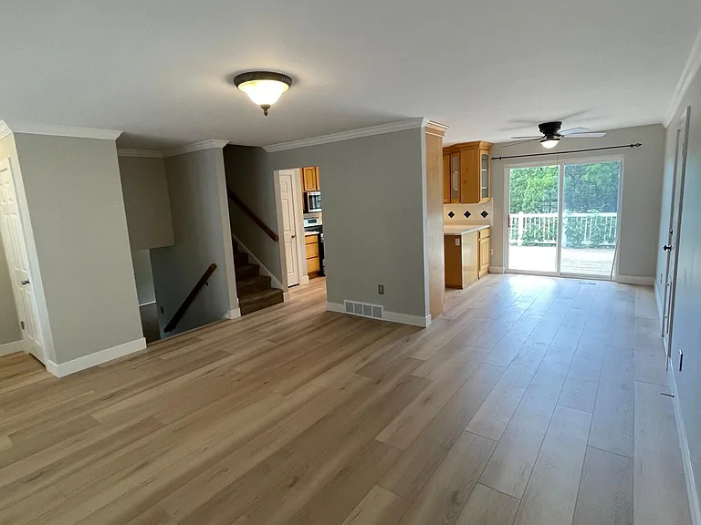 main level. upstairs to bedroom. Downstairs to the lower living room.
