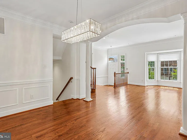 417 Winding Rose Dr — Photo 9