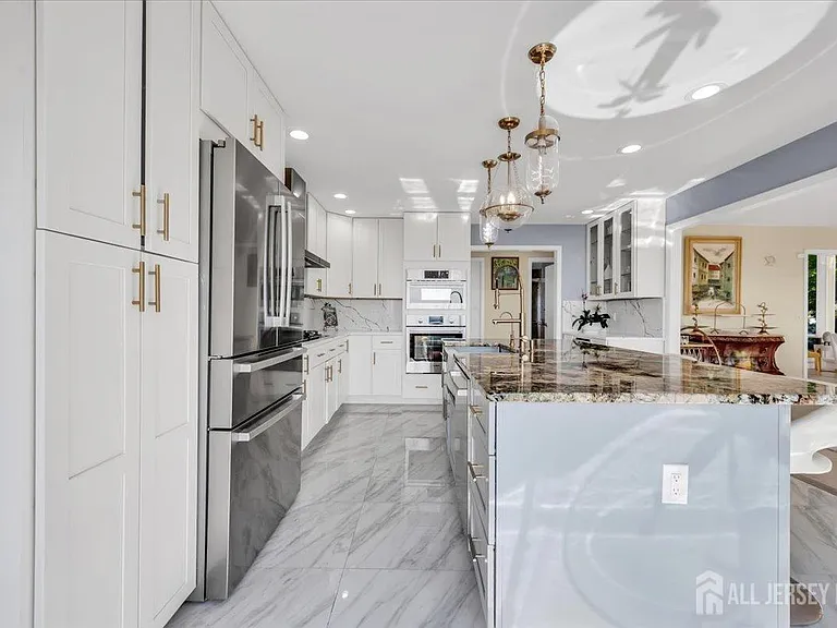 950 Sunset Rdg — Photo 12
