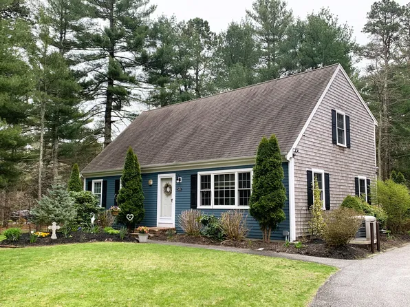 1271 Old Stage Road, Marstons Mills, MA 02648