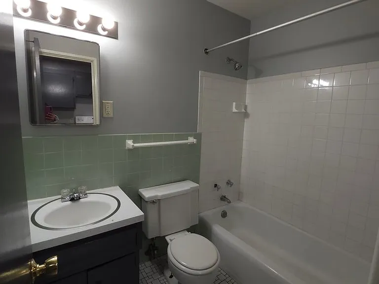 1221 Arundel St — Photo 1