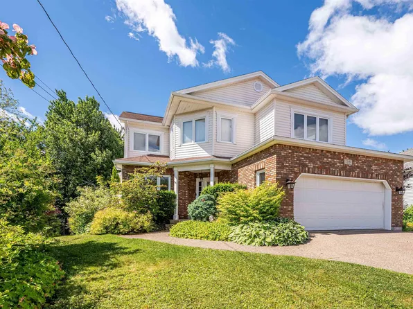 28 Rockhaven Ct, Cole Harbour, NS B2V 2W3