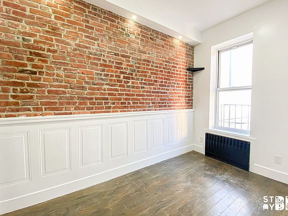 4th image of 509 Van Buren St #3RR