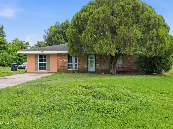 1207 Ann St, New Iberia, LA 70560