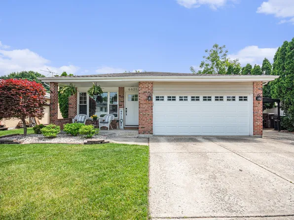 6621 W Victoria Dr, Oak Forest, IL 60452