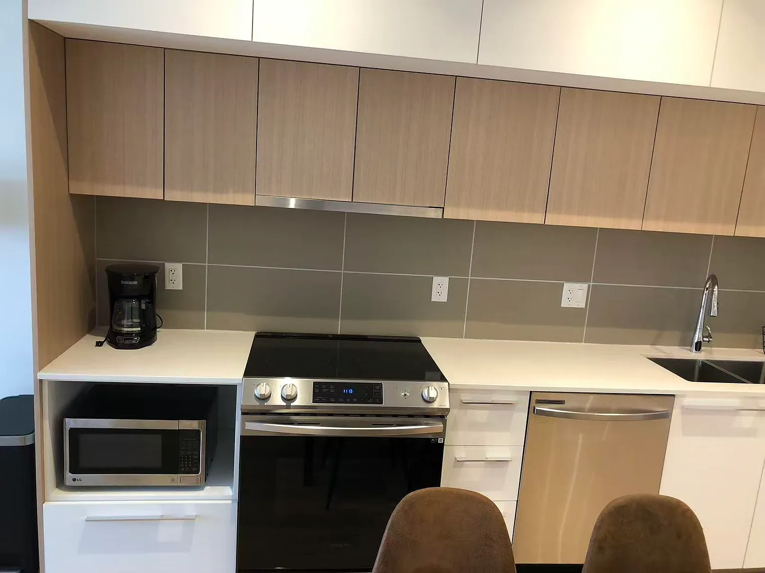 2 bed, 840 sqft, $2,500 — Photo 4
