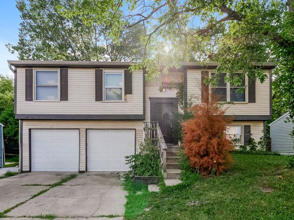 616 Woodlark Dr