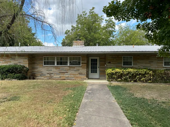 601 Victor St, Tahlequah, OK 74464