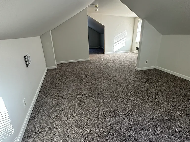 Upstairs Loft/Bedroom 3