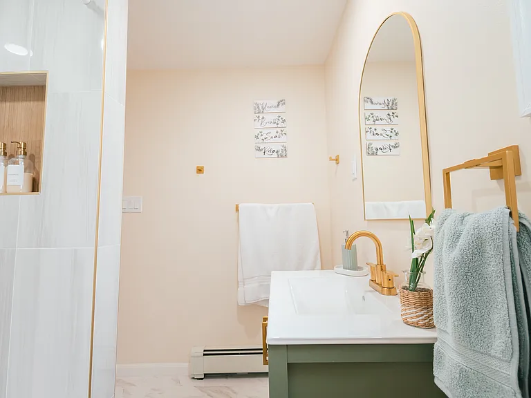 18 Van Rensselaer St #1 — Photo 26