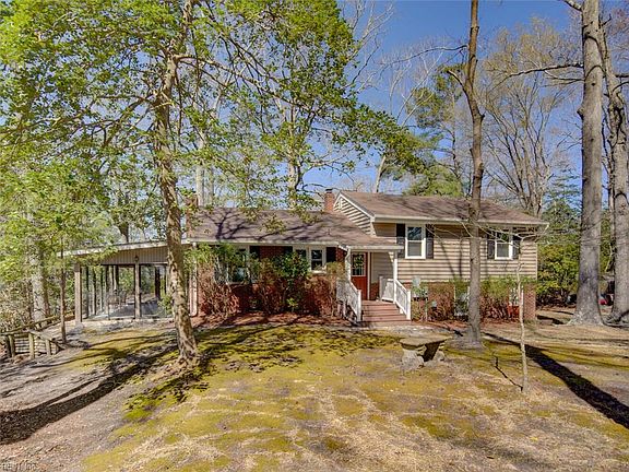 4th image of 1672 Tautog Rd