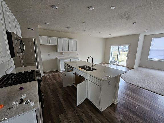 2nd image of 18762 Terra Vista Pl