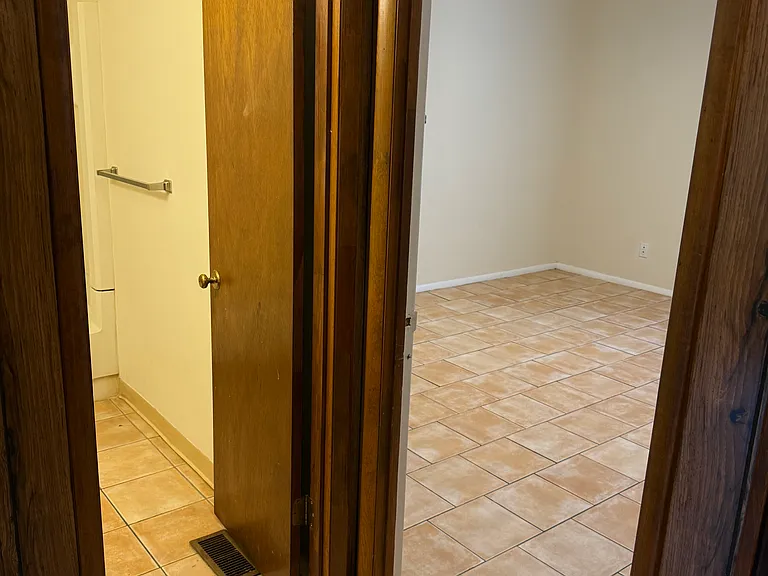 305 Lane Ave #3 — Photo 10