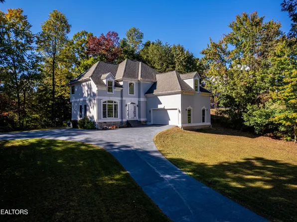 2236 Battle Ground Dr #8, Pigeon Forge, TN 37863