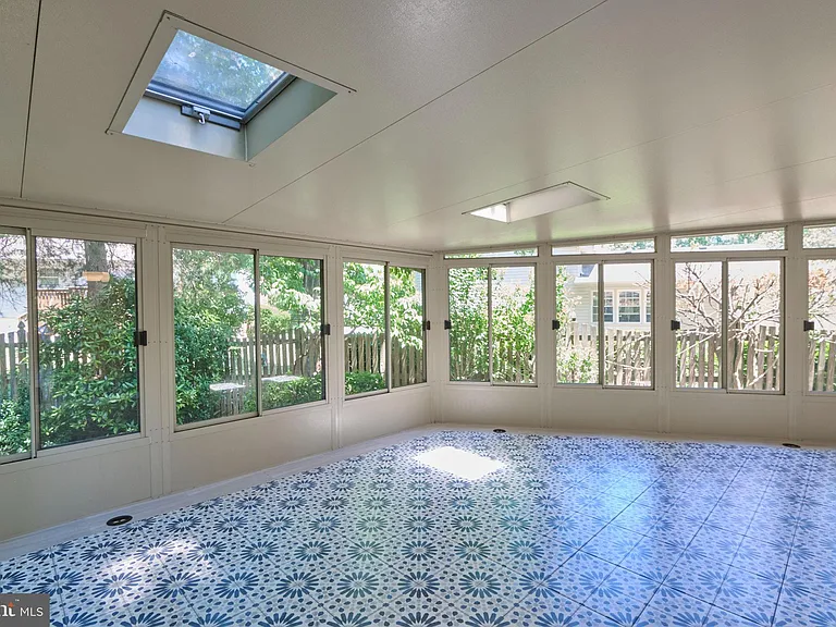 2403 Arrow Park Dr — Photo 21