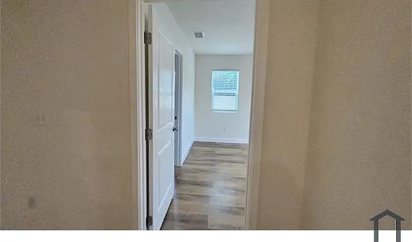 3 bed, 1311 sqft, $2,800 — Photo 3