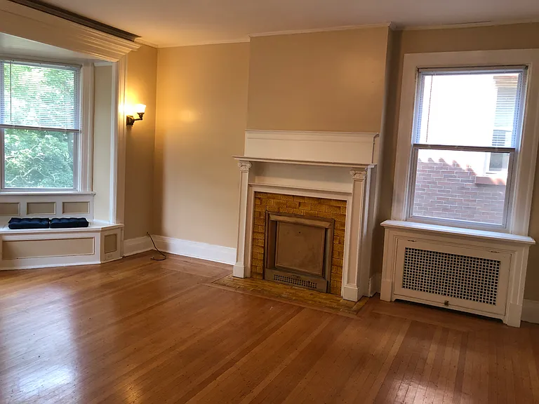 Decorative fireplace