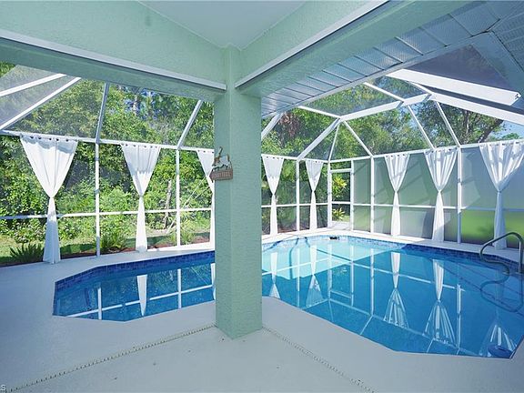 2nd image of 9870 Country Oaks DR