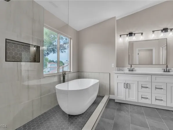 9772 Lost Colt Cir, Las Vegas, NV 89117