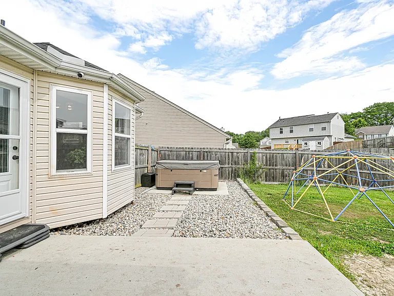 4372 Dobbin Cir — Photo 43