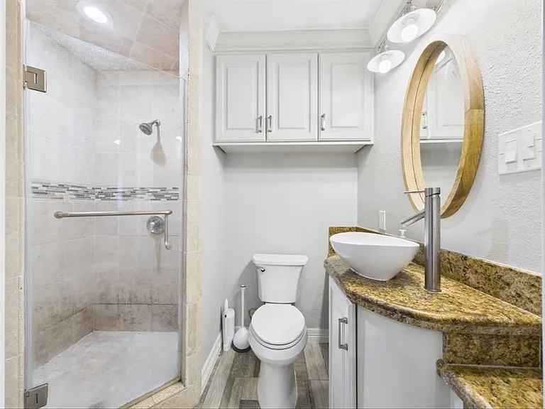 810 Milwaukee St #STUDIO — Photo 10