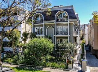 342 N Palm Dr, Beverly Hills, CA 90210