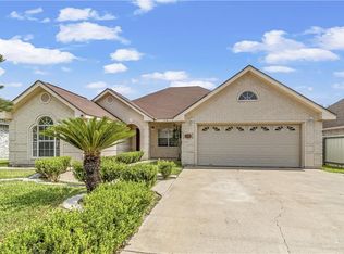 914 Regal Dr, Pharr, TX 78577