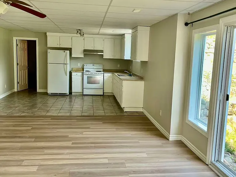 16414 McCowan Rd #BASEMENT — Photo 3